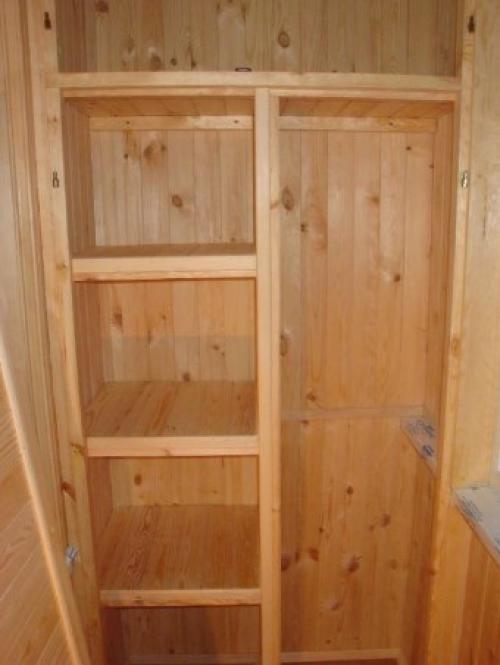 Шкаф из вагонки на балконе своими руками. Сборка каркаса для шкафа из вагонки