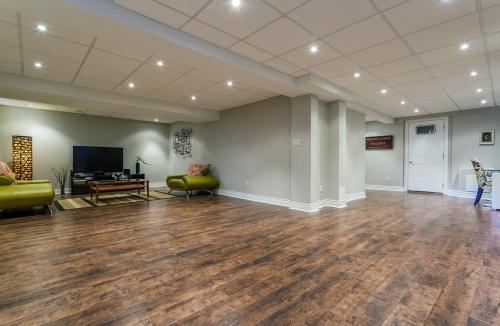 Какие факторы следует учитывать при выборе цвета пола. Подбор цвета пола в квартире