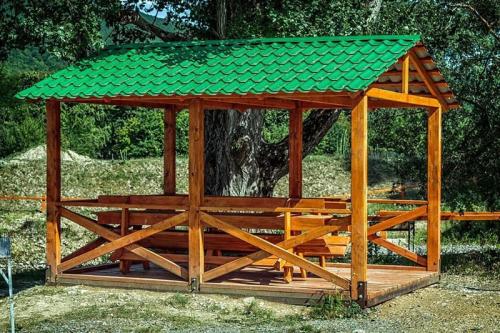 Чертежи беседок из дерева с размерами. Строительство беседки для дачи своими руками: чертежи, размеры, инструкции