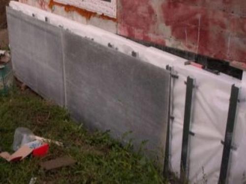 Видео о утеплении фундамента дома пеноплексом. Свойства утеплителя 01 Видео о утеплении фундамента дома пеноплексом. Свойства утеплителя 01