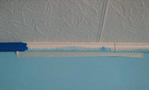 Какие способы подготовки поверхности наиболее эффективны для покраски потолочного плинтуса. Способы покраски