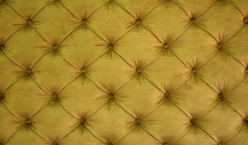 Стройте комфорт в своем доме: монтаж мягких панелей на стены своими руками 06