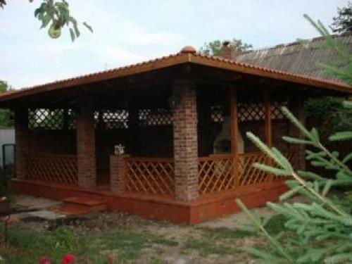 Строим беседку с барбекю из кирпича. Преимущество беседки из кирпича 13