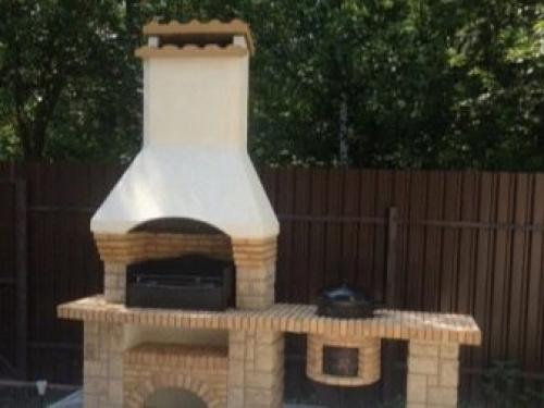 Строим беседку с барбекю из кирпича. Преимущество беседки из кирпича 01