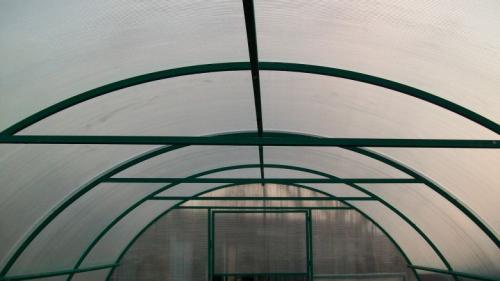 Как поддерживать теплицу из профильной трубы в хорошем состоянии. Правила усиления теплиц