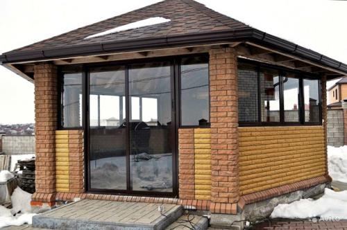Как сделать дверь и окна в беседке. Раздвижные из алюминия