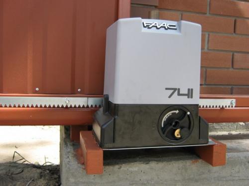 Как выбрать автоматику откатных ворот. Как выбрать привод для откатных ворот: обзор лучших вариантов + инструкция по монтажу, установке и подключению своими руками