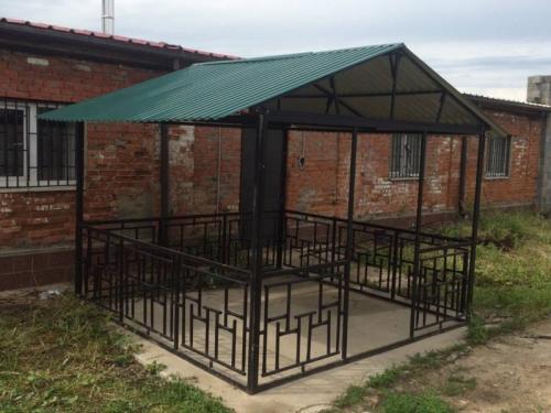 Как собрать каркас беседки из профильной трубы. Беседка из профильной трубы — простые схемы и чертежи для изготовления беседки для дачи из профильной трубы + фото