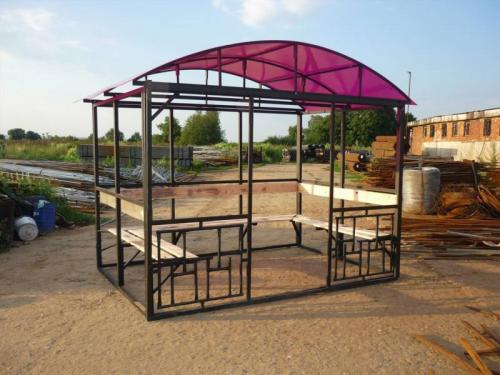 Как установить крышу на беседку из профильной трубы