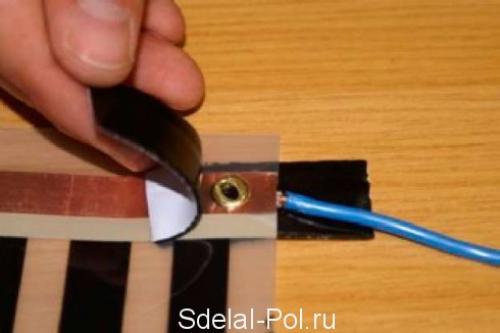 Подключение инфракрасного теплого пола через терморегулятор. Как самостоятельно уложить пленочный пол под ламинат