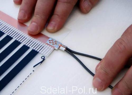 Подключение инфракрасного теплого пола через терморегулятор. Как самостоятельно уложить пленочный пол под ламинат