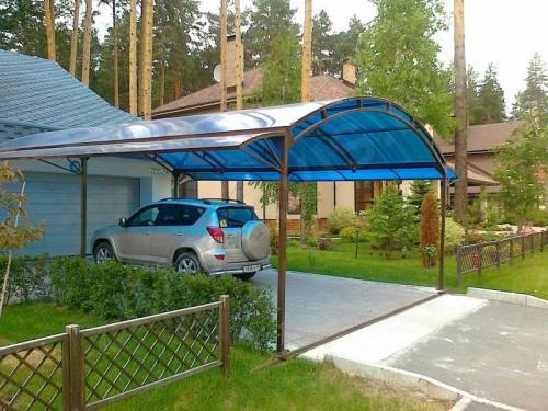 Навес для машины из поликарбоната своими руками. Навес из поликарбоната — поэтапный мастер-класс для изготовления своими руками, преимущества навеса, особенности конструкции