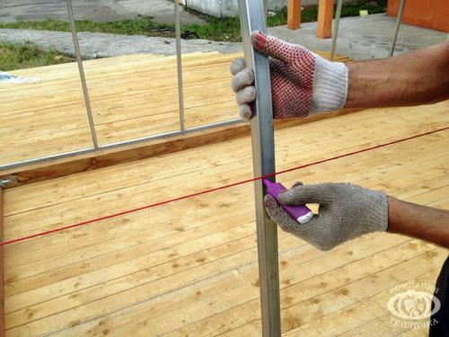 Как правильно установить поликарбонатные панели на каркас