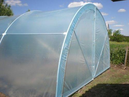 Строительство теплицы из поликарбоната: основные этапы и рекомендации 26