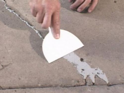 Чем покрыть фанеру на балконе. Пол на балконе из фанеры: выбор материала и монтаж