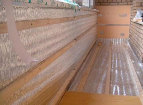 Чем покрыть фанеру на балконе. Пол на балконе из фанеры: выбор материала и монтаж