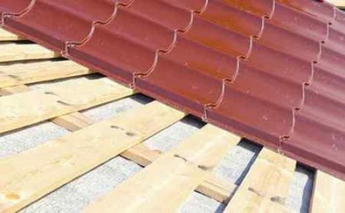 Почему уходит металлочерепица. Ошибки при монтаже металлочерепицы