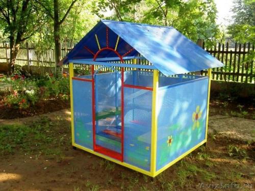 Как сделать беседку безопасной для детей и животных. Домики