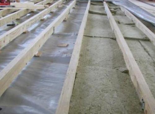 Бетонный пол в деревянном доме. Заливаем бетонный пол в деревянном доме 02