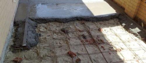 3 способа устройства бетонного чернового пола в частном доме. Плюсы и минусы бетонного пола в частном доме