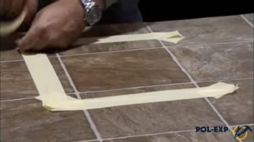 На что приклеить кусок линолеума. Ремонт дыр и разрывов в полотне