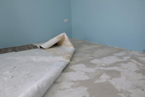 Демонтаж линолеума. Роман Неглядов