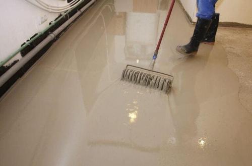 Как долго служит качественный наливный пол. Плюсы и минусы самовыравнивающихся наливных полов