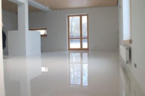 Сколько времени требуется для высыхания самовыравнивающейся смеси. Как сушить наливной пол после заливки