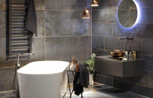 Теплый или холодный свет в ванной. Правильное освещение в ванной комнате, лучшие идеи, более 30 фото