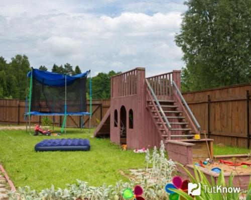 Фото детской площадка для дачи своими руками. Выбираем местоположение 15 Фото детской площадка для дачи своими руками. Выбираем местоположение 15