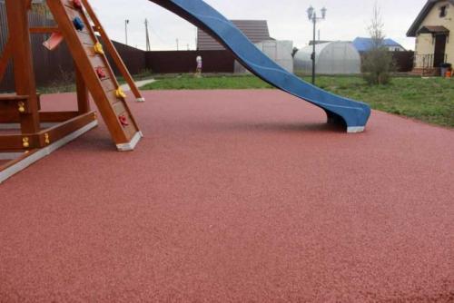 Резиновое покрытие для двора. Резиновые дорожки для дачи: особенности материала, мастер-класс по укладке и монтажу на различные поверхности, интересные идеи дизайна дорожки (фото + видео)