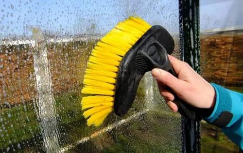 Можно ли использовать народные средства для обработки теплицы осенью. Обработка теплицы осенью в октябре 2025 после сбора урожая от болезней и вредителей