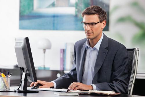 Какой свет лучше для работы. Правильное освещение при работе за компьютером — залог здоровья глаз