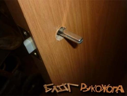 Инструкция по установке замка в межкомнатную дверь. Как правильно врезать замок вмежкомнатную дверь