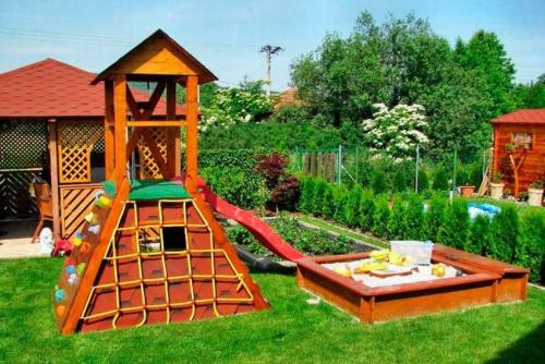 Как обустроить детскую площадку с помощью подручных средств. 25 дачных идей, которым обрадуется каждый ребенок 35