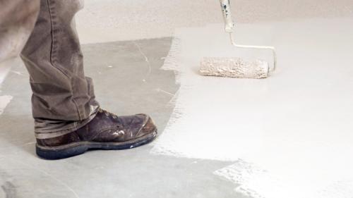 Балконный пол: материалы и технологии для долговечной отделки 11 Балконный пол: материалы и технологии для долговечной отделки 11